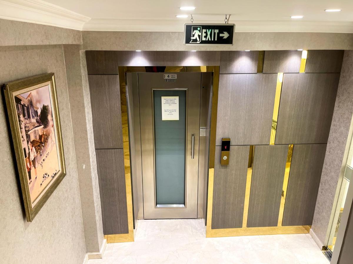 Bursa Suites Apart Otel Экстерьер фото A lift in a hotel